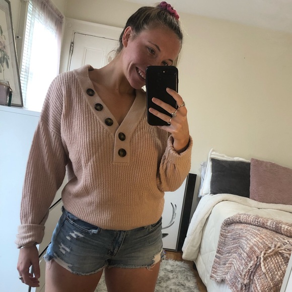 Sweater - Picture 3 of 4